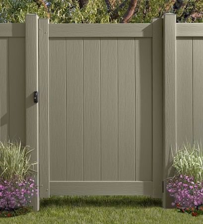 CertaGrain Chesterfield Vinyl Fence
